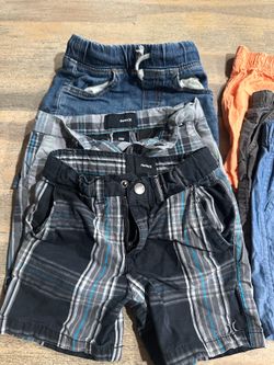 Boys shorts 2T