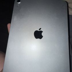 Apple IPad A16 