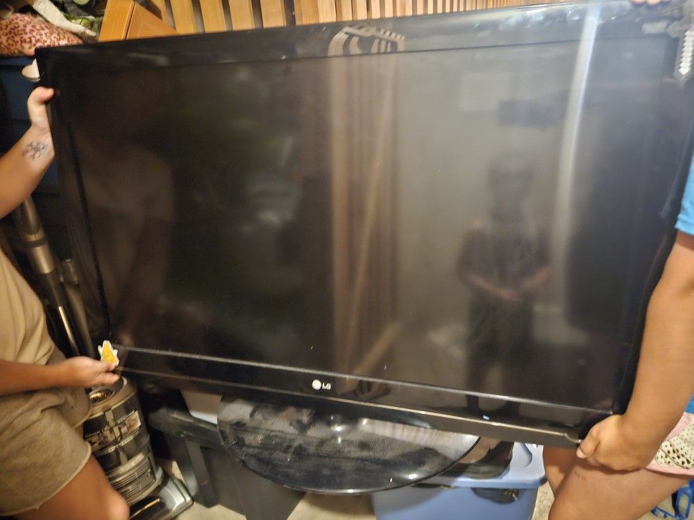 LG TV 
