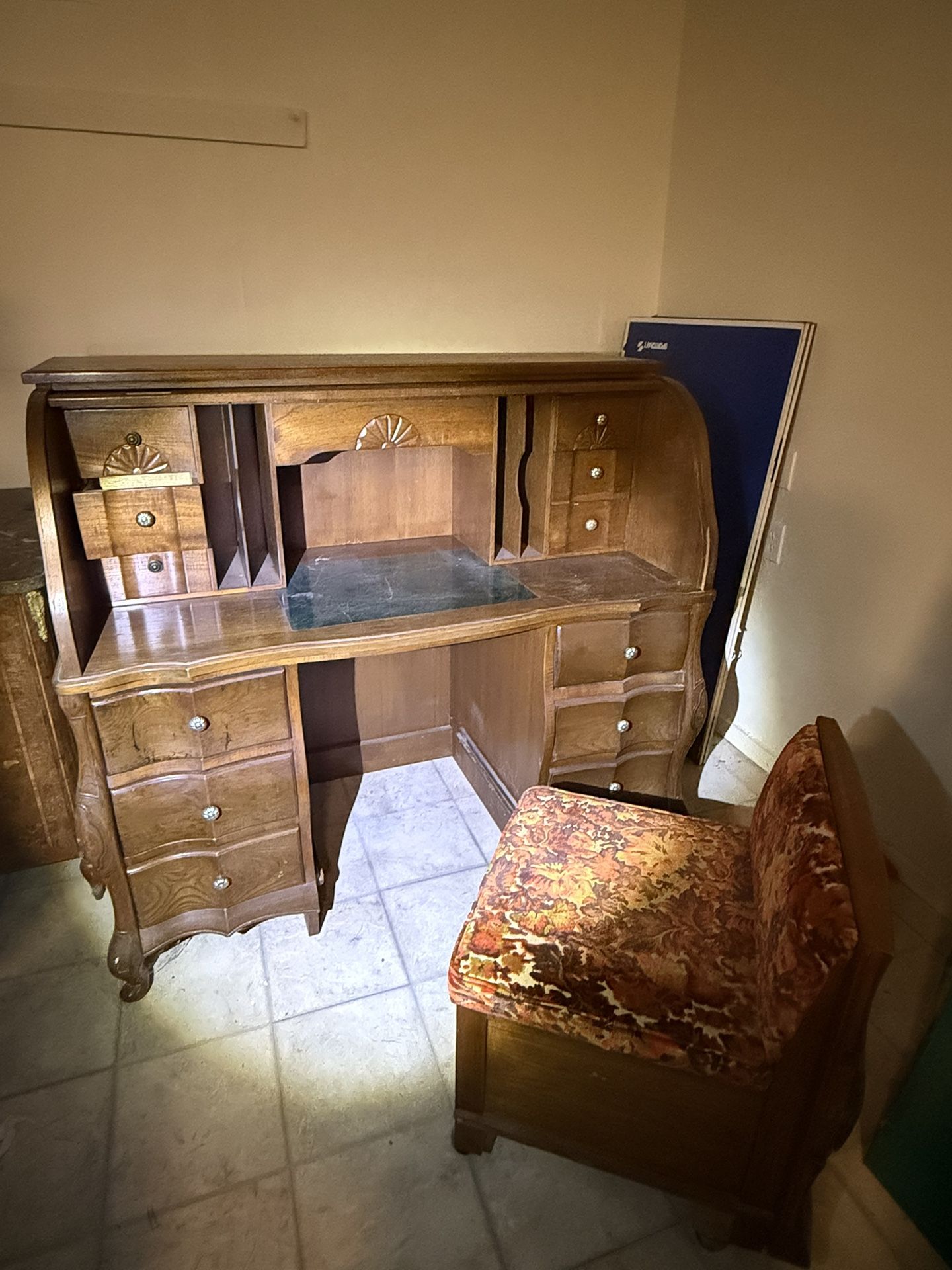 Antique Chinese Samauri Dresser (Built In Chair)