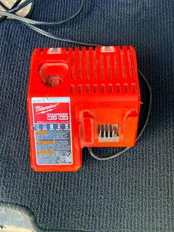 Milwaukee M12 M18 Battery Charger