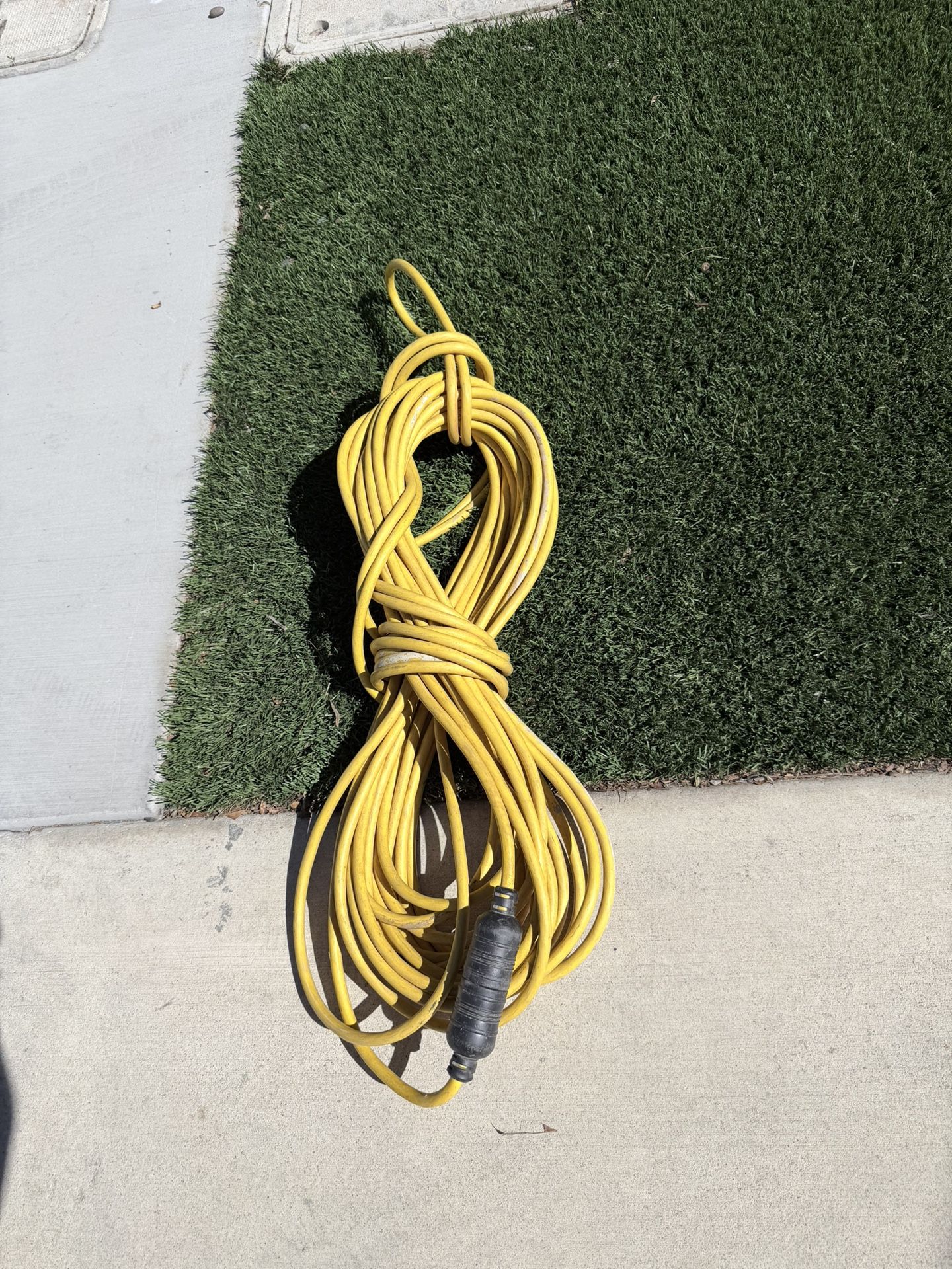 100’ Extension Cord