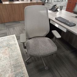 Office Chair | Konfurb AX 