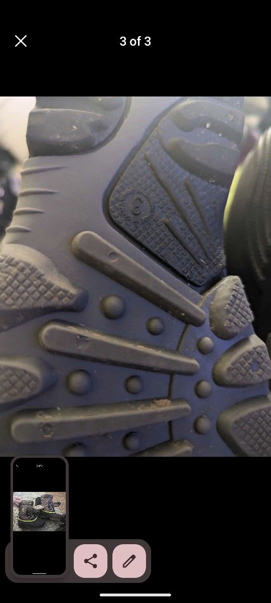 Boys Snow Boots Size 3 New