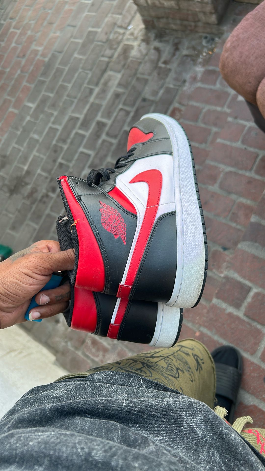 Jordan 1 $25 Today…hmu Yall Size 11