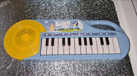 Bluey piano