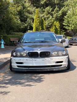 2002 BMW 325i Manual