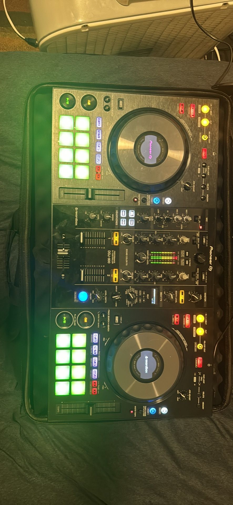 Pioneer DJ DDJ-800 (case Included) Included Power Cable
