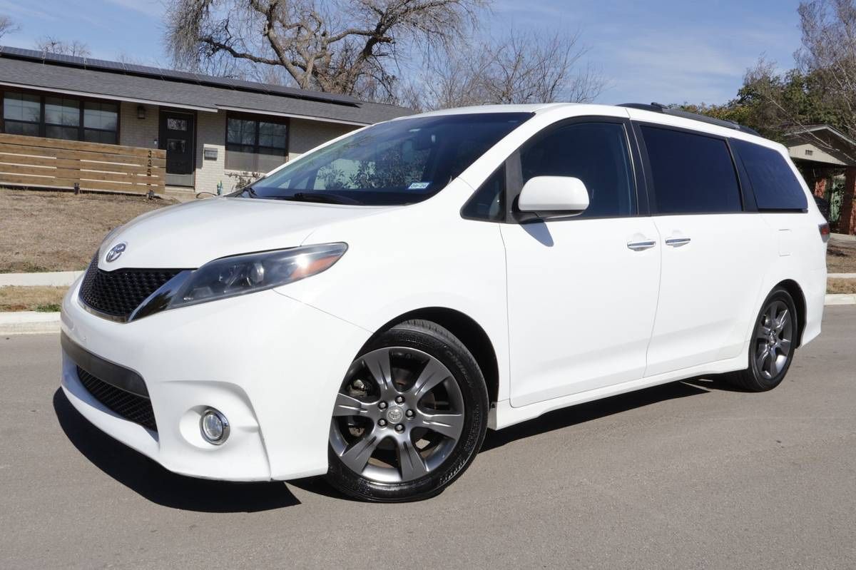 2015 Toyota Sienna