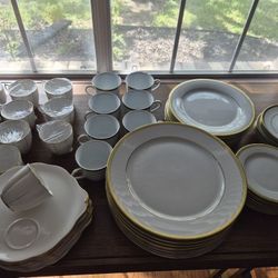 Dinnerware Set 8 place set And 10 Plates And Cups 