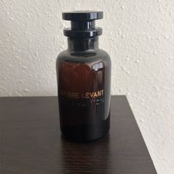 Louis Vuitton - Ambre Levant
