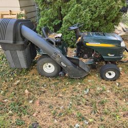 Craftsman LT1000 Rider W/ Bagger