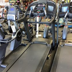Horizon 7.4 AT Treadmill With Warranty