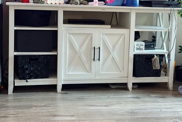TV stand