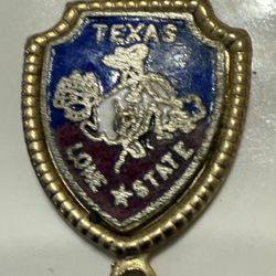 Vintage Texas Shield Pendant/Charm Gold tone