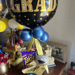 Graduation Balloons Flowers And Baskets 