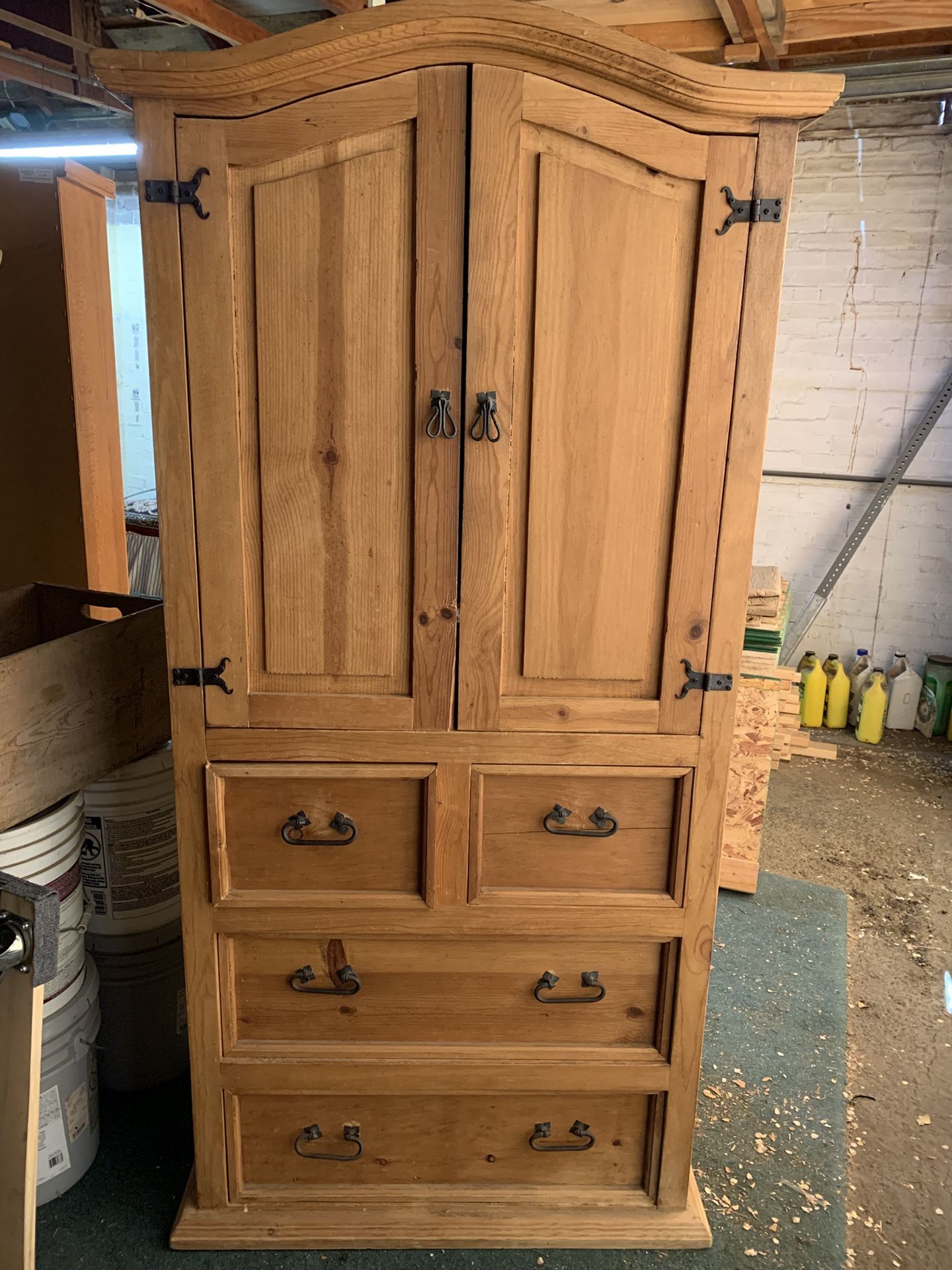 Armoire Cabinet