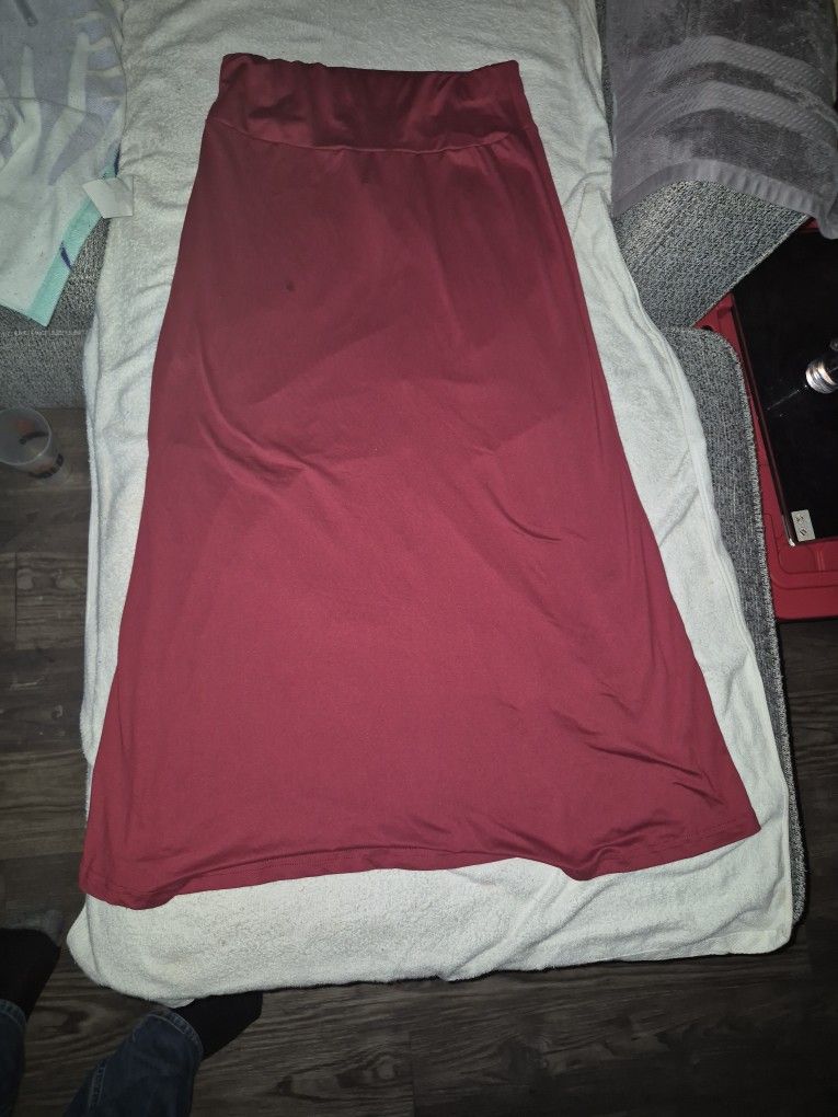 Long Skirt Burgundy