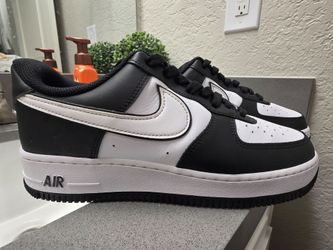 Nike Air Force 1 Low Men's Size 9 Black/White Panda