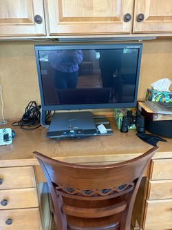 Low Vision Magnifier