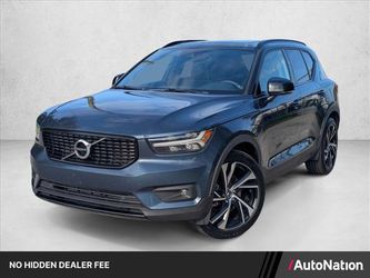 2022 Volvo XC40