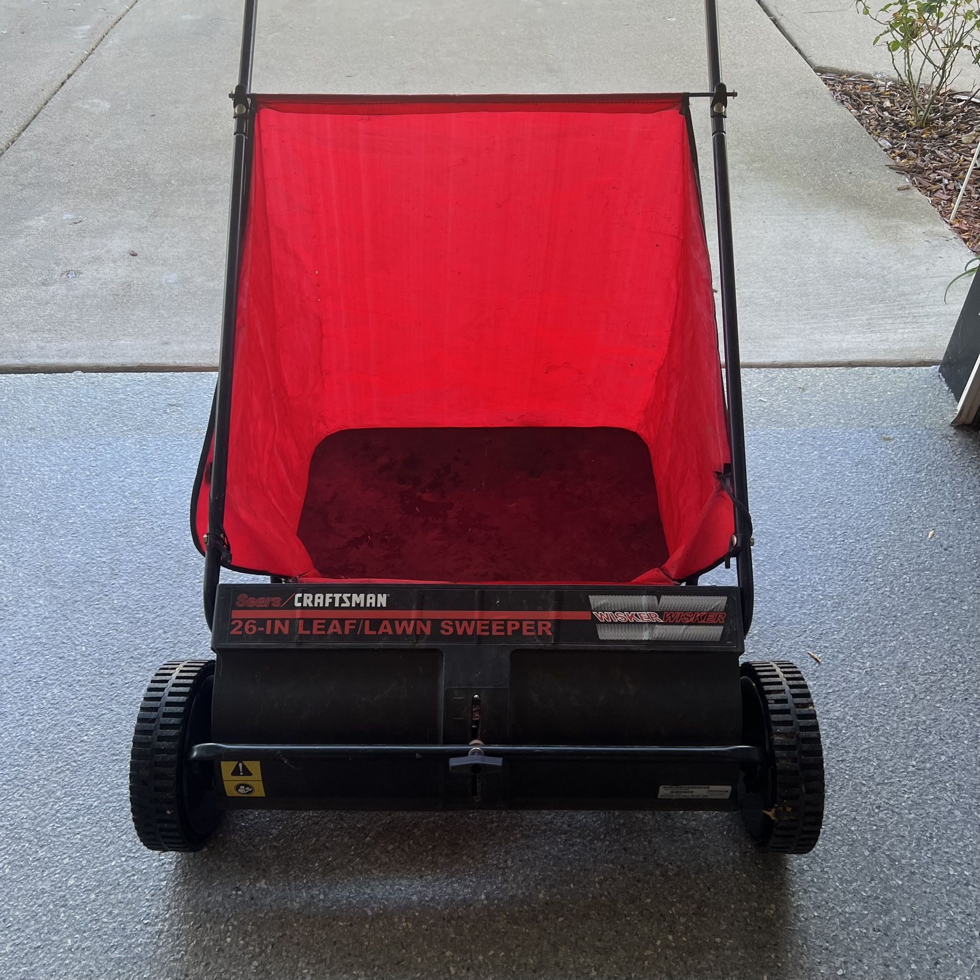 Craftsman 26 Inch, Leaf Sweeper