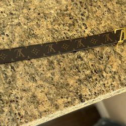 Louis V Belt