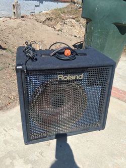 Roland KC 500 Keyboard Amp