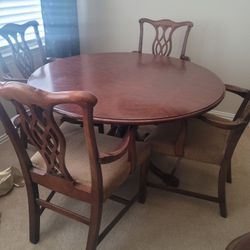 Traditional Dining Table