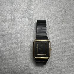 Men’s Vintage Timex Quartz Black Wristwatch.  Fits Men’s  Wrist  6.75” to 7”. Plus new battery.
