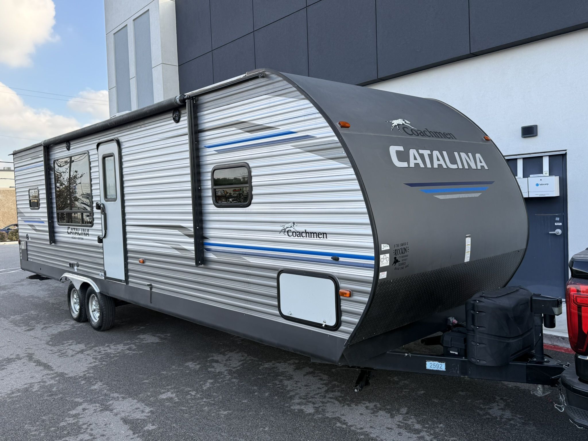2019 COACHMEN CATALINA