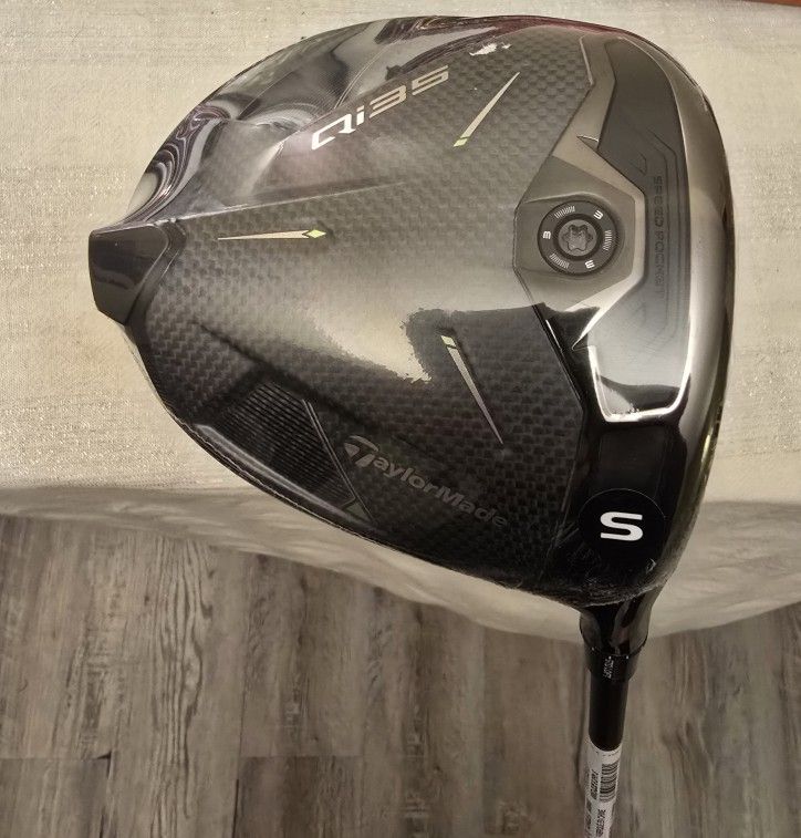 !!BRAND NEW!! TaylorMade Qi35 9° Stiff flex Driver!!