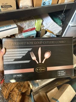 300 PLASTIC rose Gold Cutlery Set