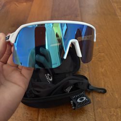 Oakley Sutro Lite
