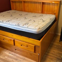FULL SIZE BED COMES WITH MATTRESS IN GOOD CONDITION. Mattress Great Condition 