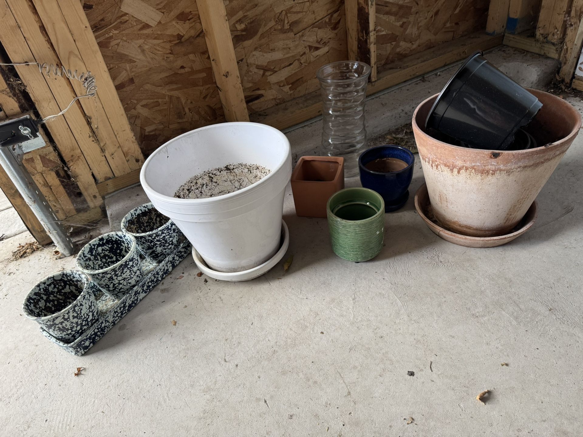 Pots / Planters