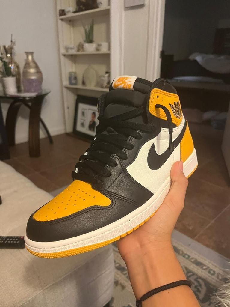 Jordan 1 Taxis Size 9