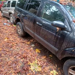  2005 Dodge Dorango parts Car