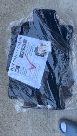 Band new Venza 2021 car mat