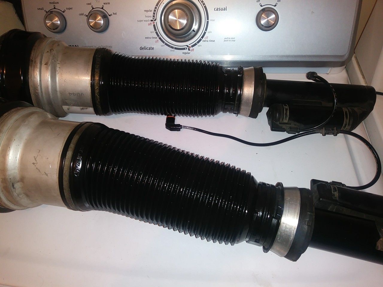 Ww220 air struts', shocks,springs mercedes benz