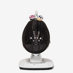 MamaRoo Multi-Motion Baby Swing!!!