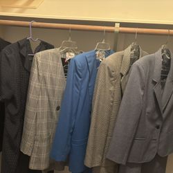 Women’s Size 12 Suits