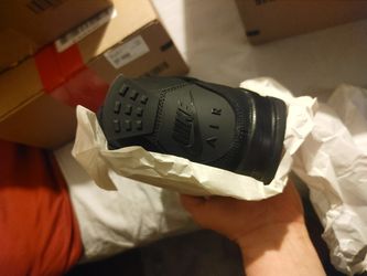 Retro 4 Black Cat Size 9