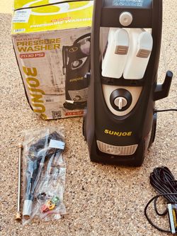 Sun Joe 2030 MAX PSI 1.2 GPM 13 Amp Cold Water Corded Electric Pressure Washer with Foam Cannon and Detergent Included