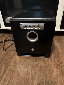Yamaha YST-SW015 Powered Home Theater Active Subwoofer System.