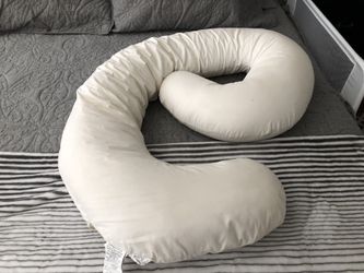 Pregnancy pillow