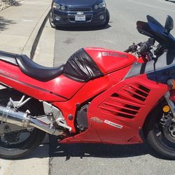 1996 Suzuki RF600