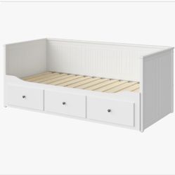 Daybed Frame With 3 Drawers And Mattress 