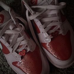 Nike dunks pink & red