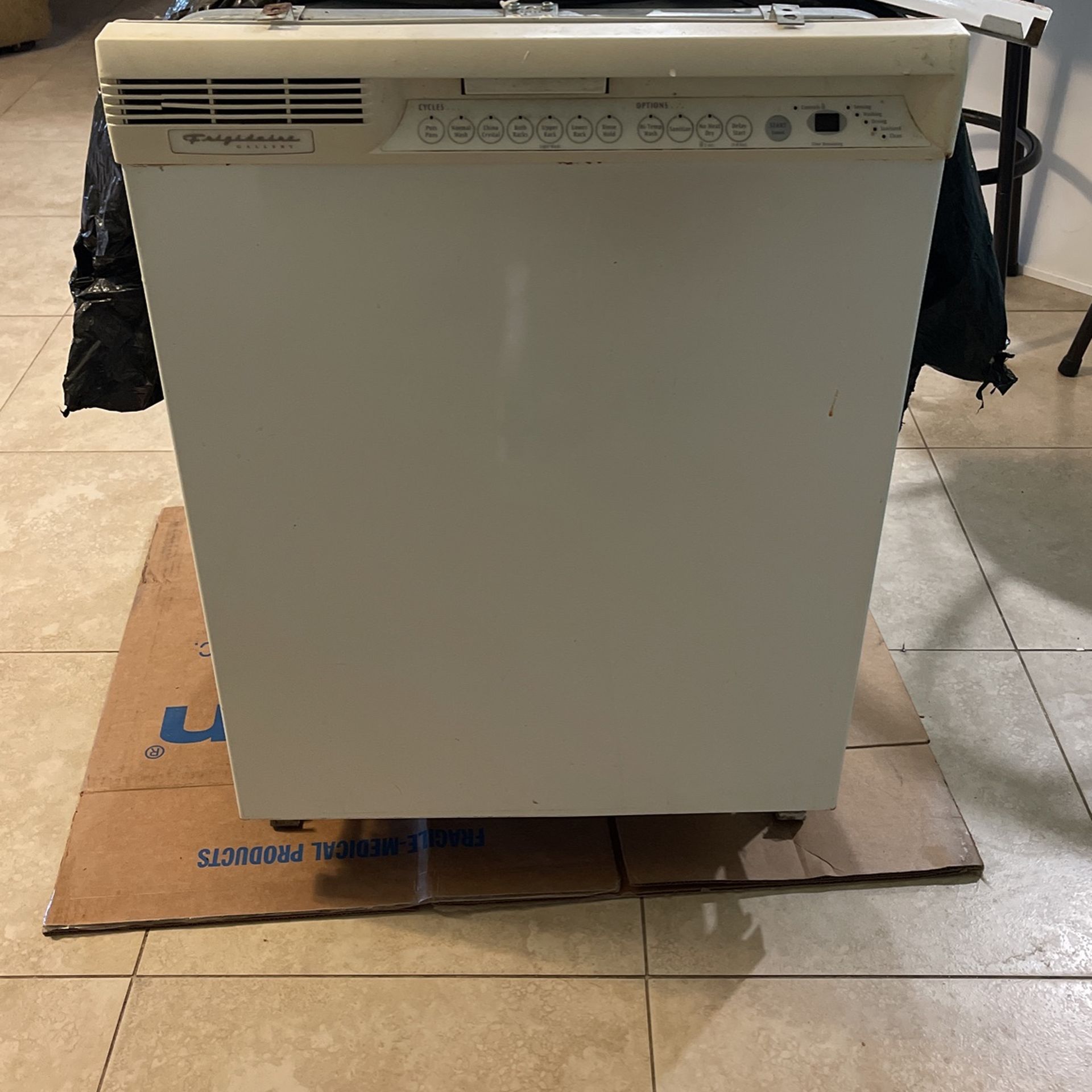 Frigidaire Dishwasher 